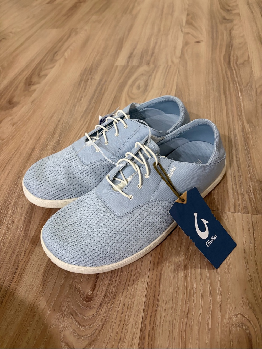 Olukai Men's nohea moku Light Blue Perforated Lace-Up Sneaker size 12 nwt seepic